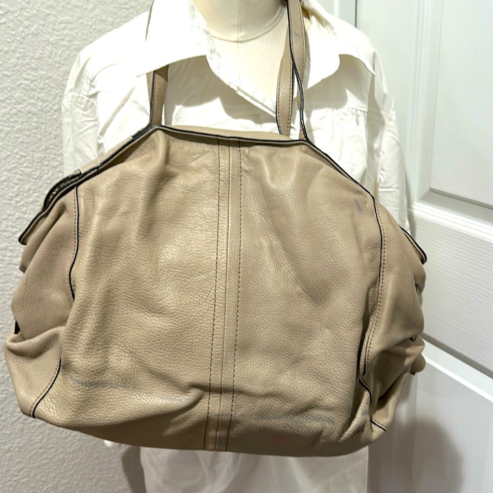 Banana Republic bag | Beige Leather Satchel| Very Clean | my personal bag.